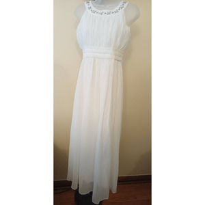 New HAPPY ROSE Ivory/W Girls 16 Jeweled Neckline Sleeveless Chiffon Maxi Dress